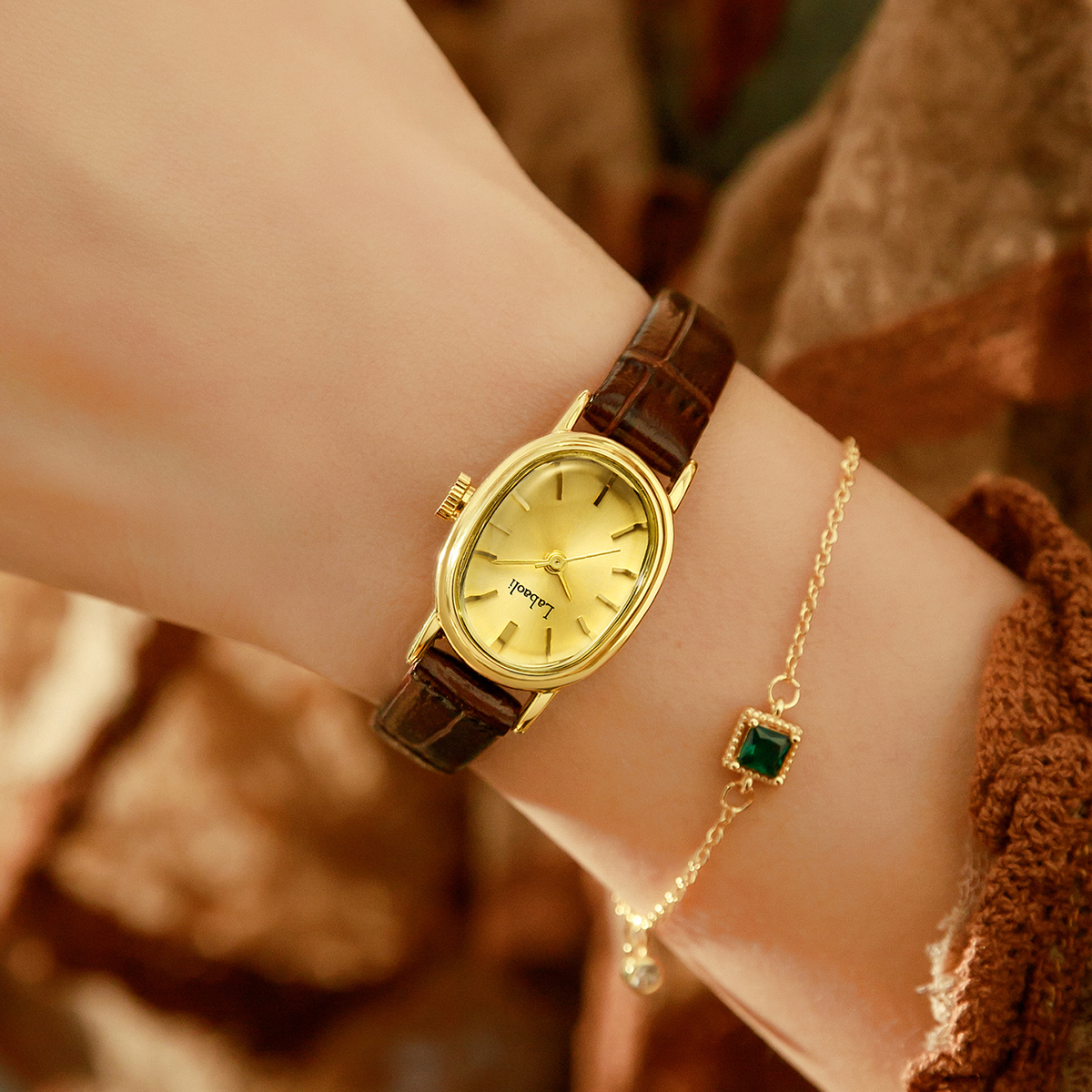 Women's watch LA400